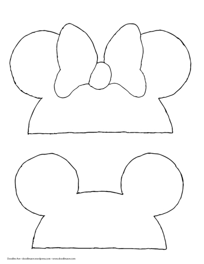 doodles-ave-disneys-mickey-minnie-photo-booth-props